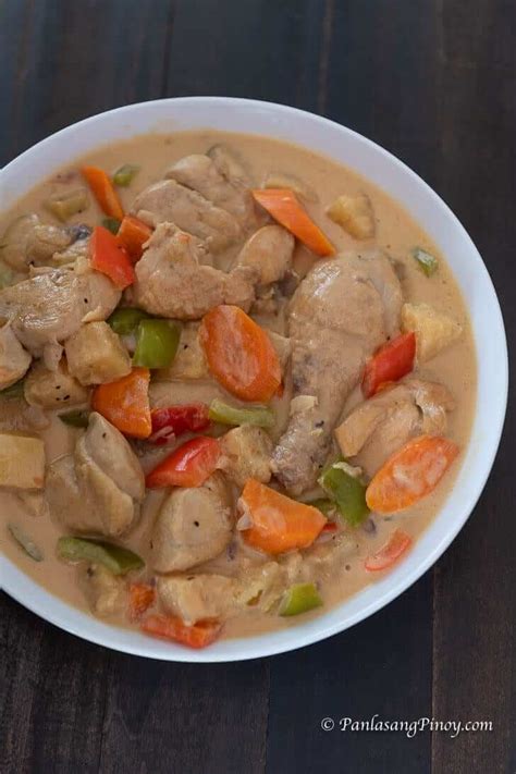 Pininyahang Manok sa Gata (Pineapple Chicken in Coconut Milk).